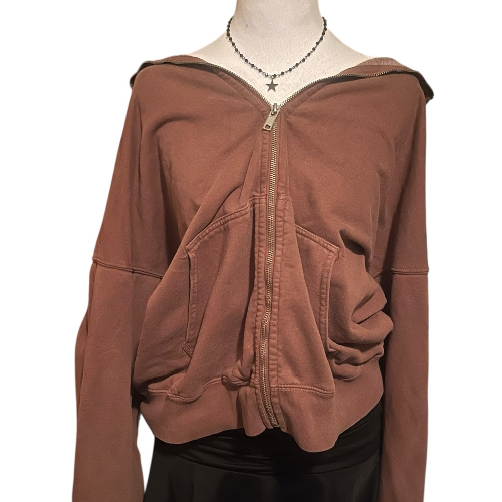 Brandy Melville Brown Zip-Up Hoodie
